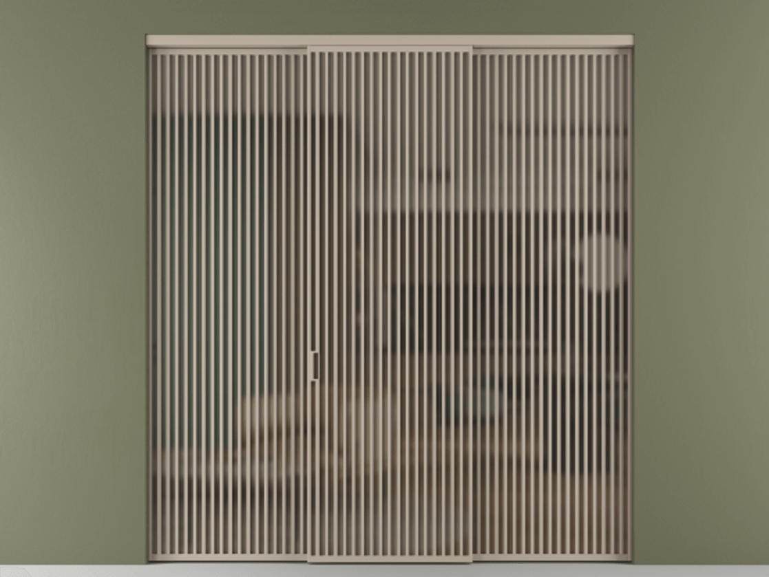 Перегородка Formato внутри проёма трёхстворчатая АЛПР 040.06 Алюминий бисквитный Сатинированное бронзовое стекло, триплекс Цена 553800 ₽ | Volhovec